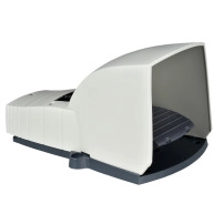 Крачен превключвател - IP66 - с капак - пластмаса - сив - 2 NC + 2 NO